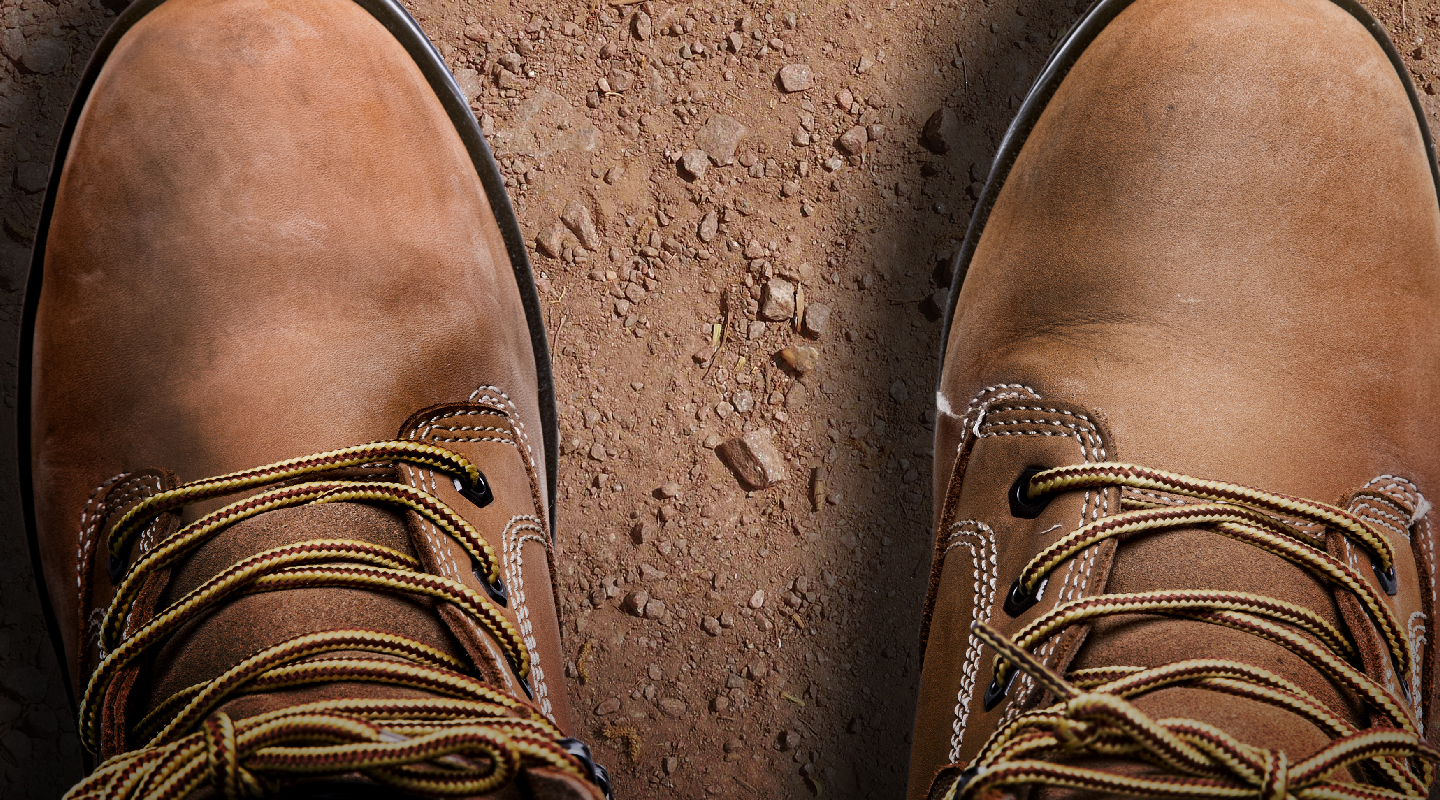 steel toe green triangle